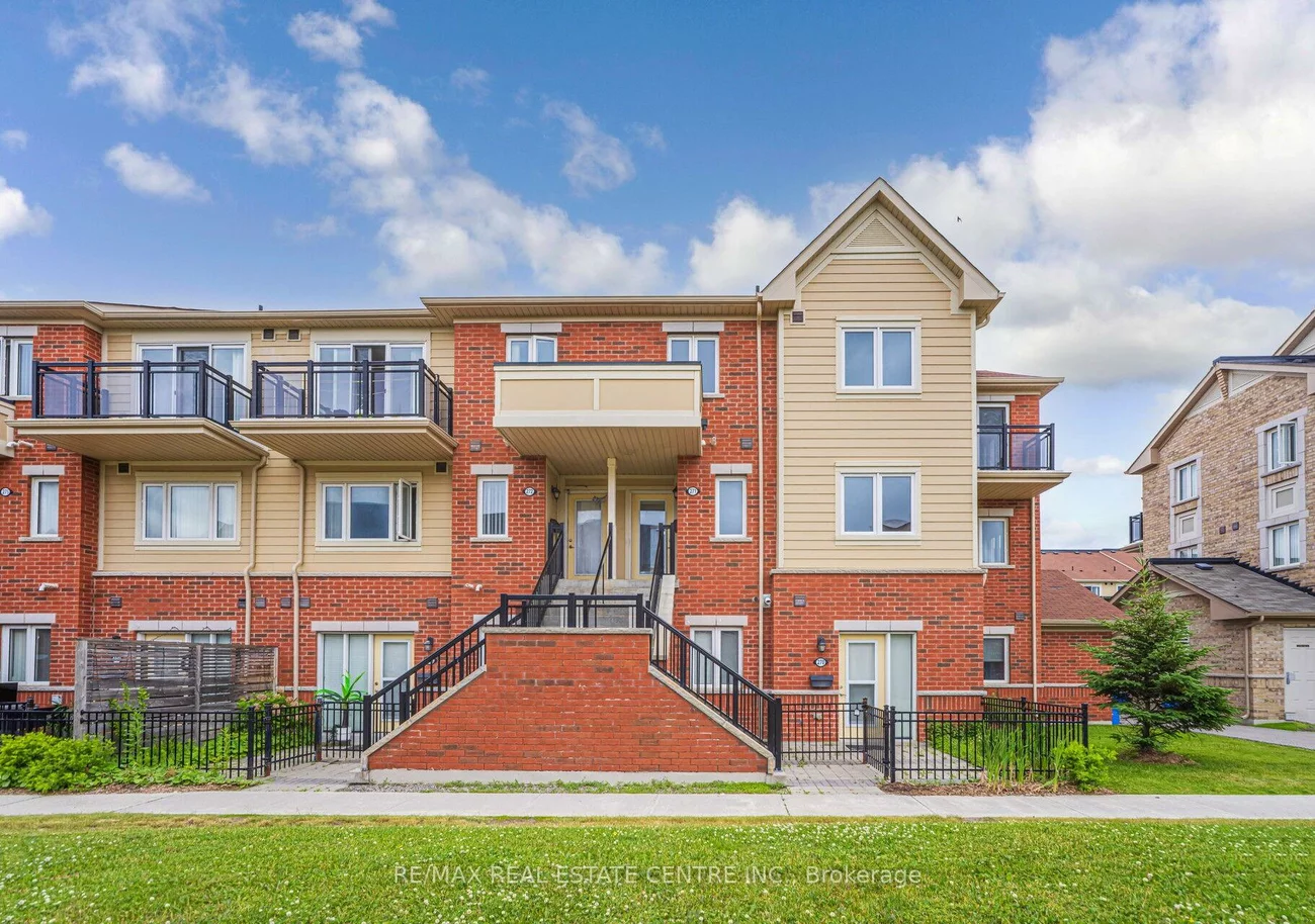250, Sunny Meadow, Sandringham-Wellington, Brampton