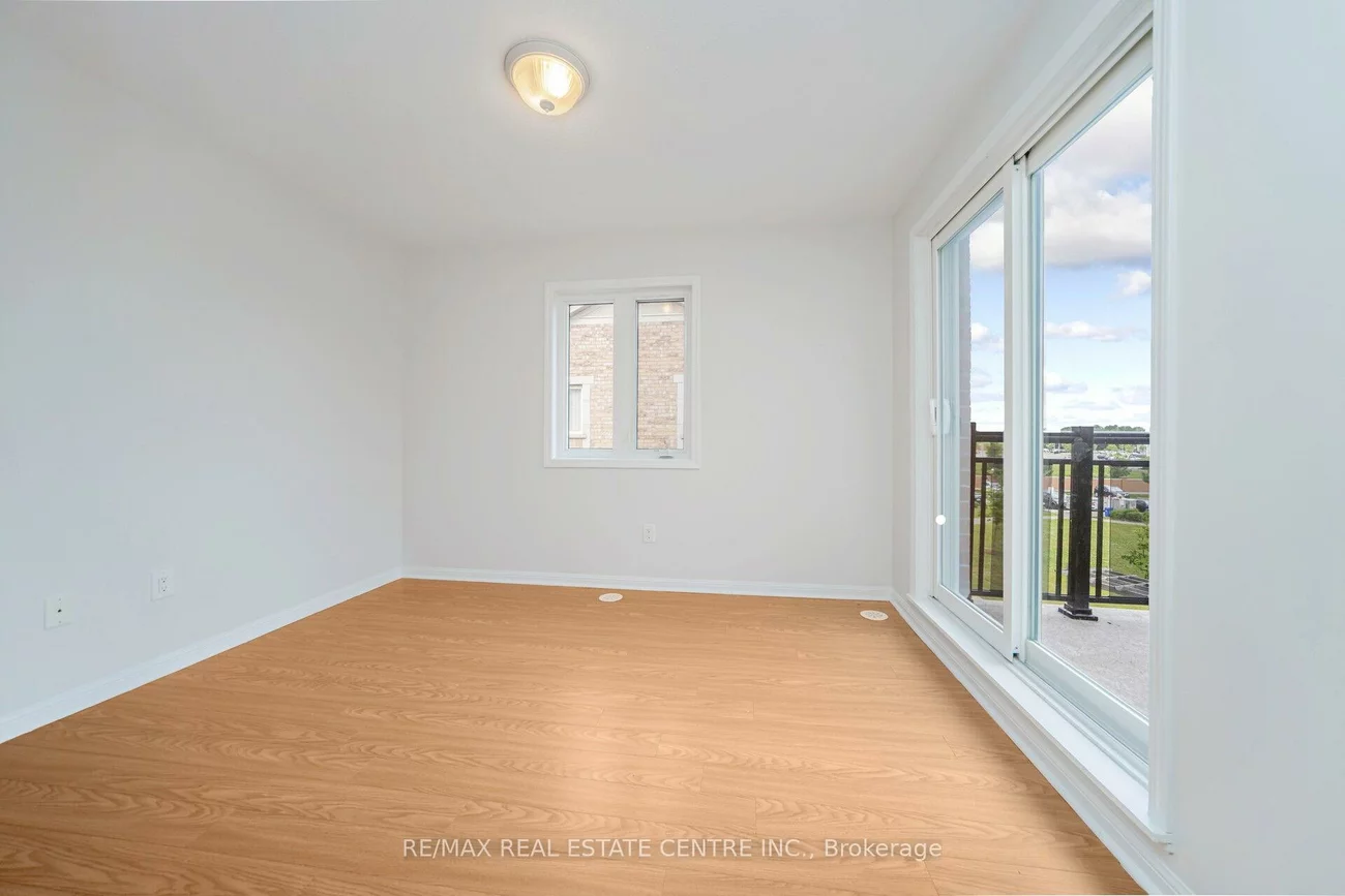 250, Sunny Meadow, Sandringham-Wellington, Brampton