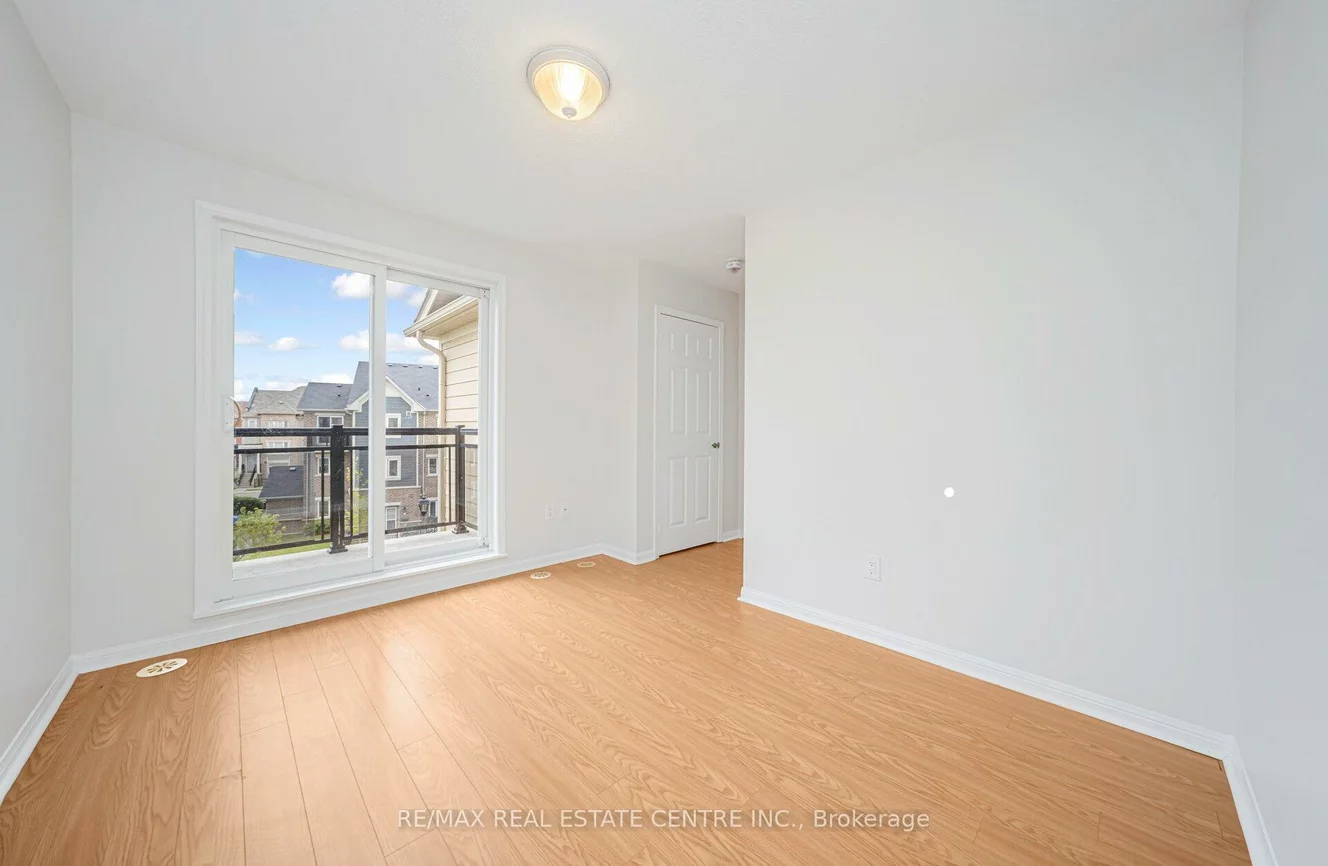 250, Sunny Meadow, Sandringham-Wellington, Brampton