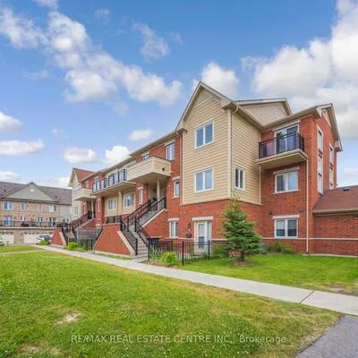 250, Sunny Meadow, Sandringham-Wellington, Brampton