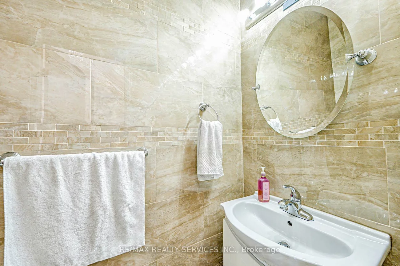 10, Shirley, Heart Lake East, Brampton