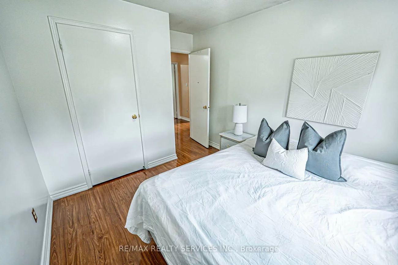 10, Shirley, Heart Lake East, Brampton