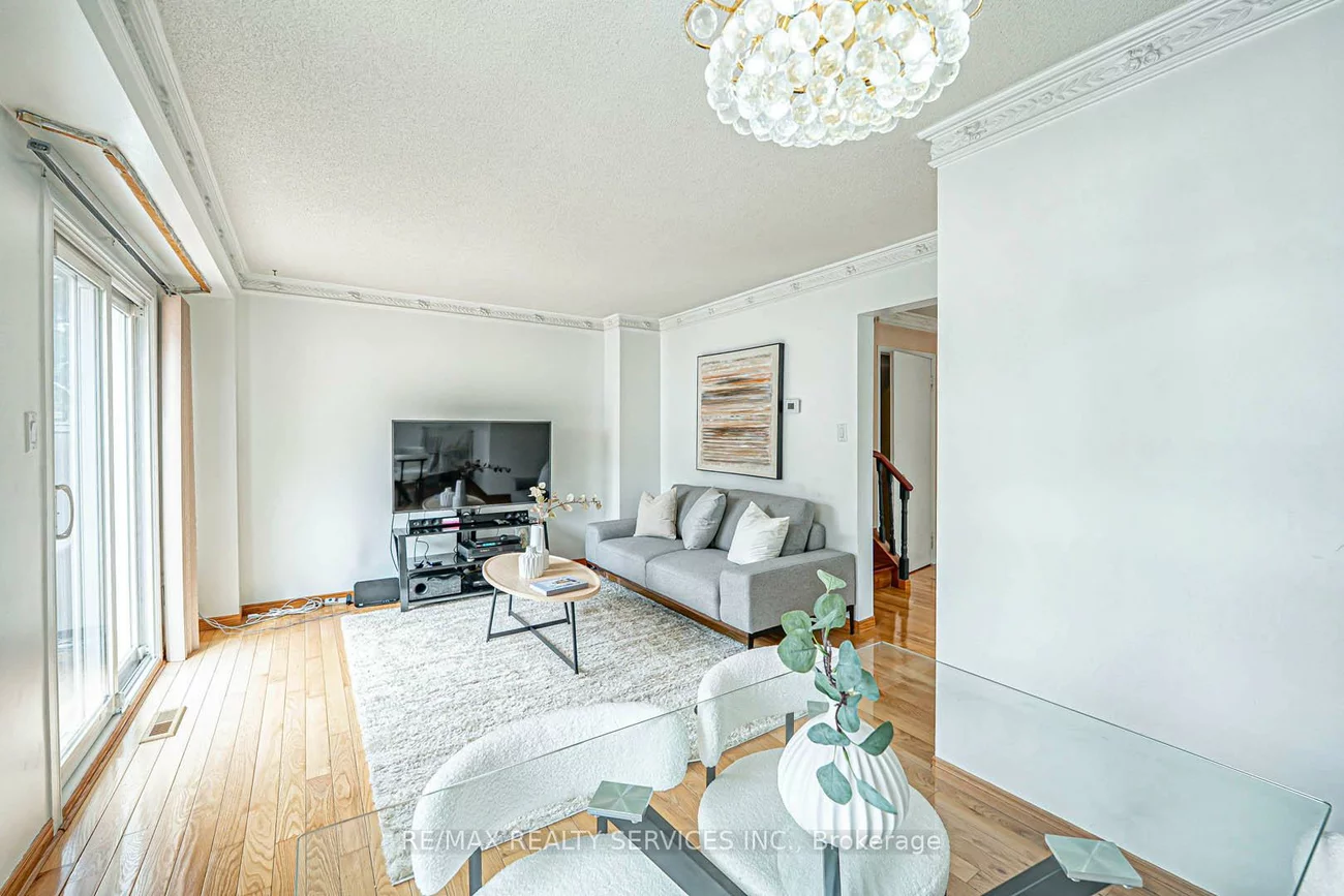 10, Shirley, Heart Lake East, Brampton