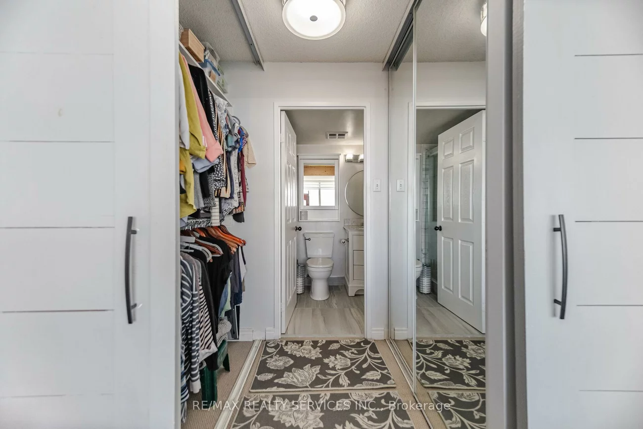 12, Laurelcrest, Queen Street Corridor, Brampton