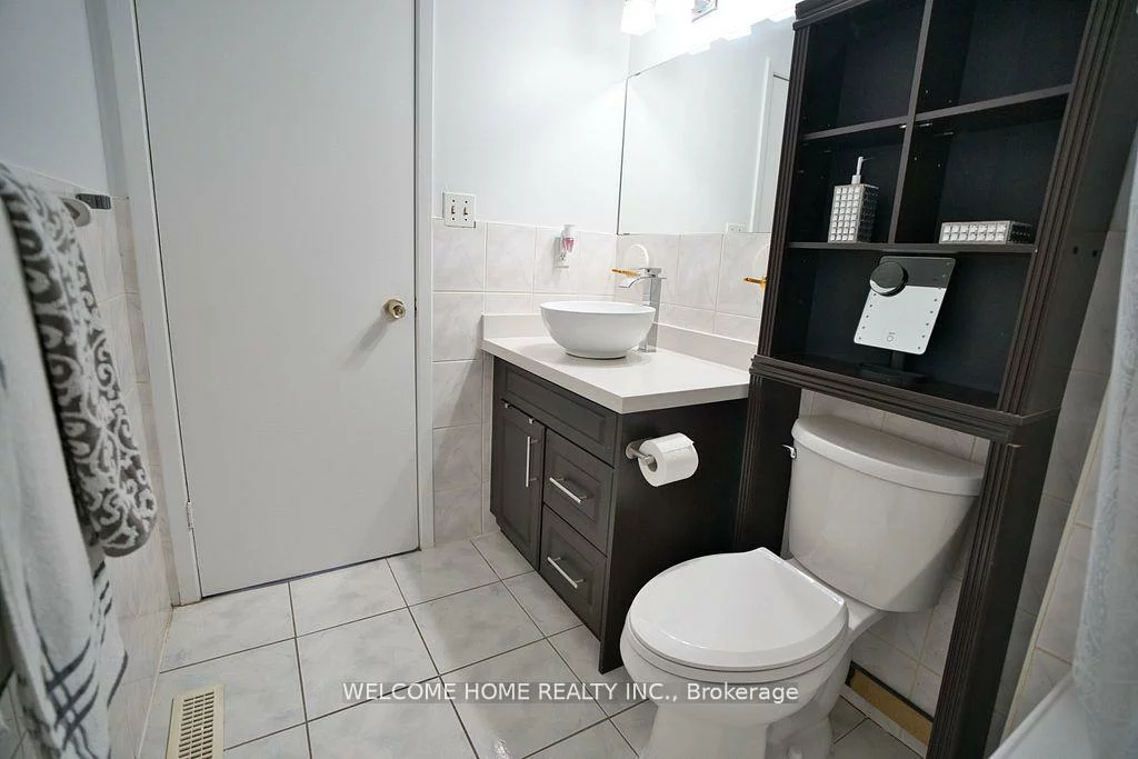49, Carleton, Bramalea West Industrial, Brampton