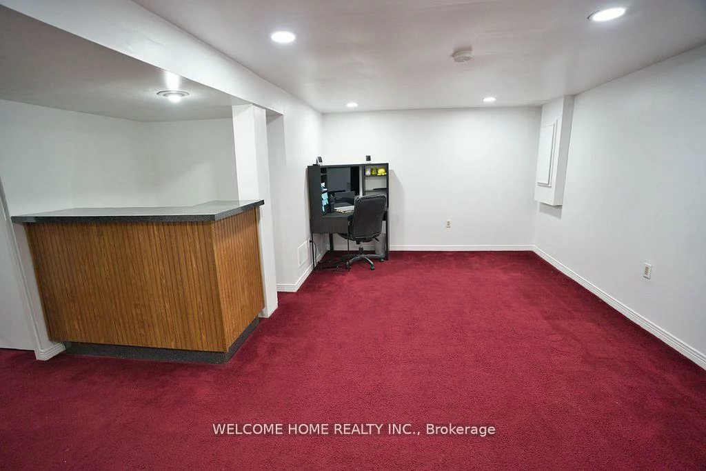 49, Carleton, Bramalea West Industrial, Brampton