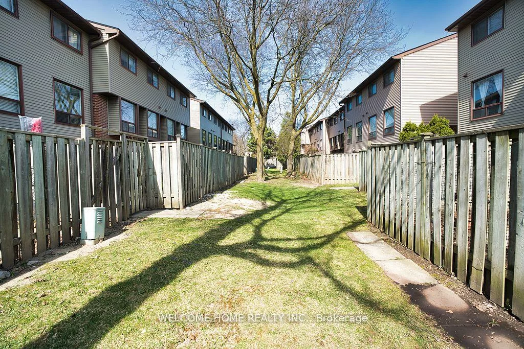 49, Carleton, Bramalea West Industrial, Brampton