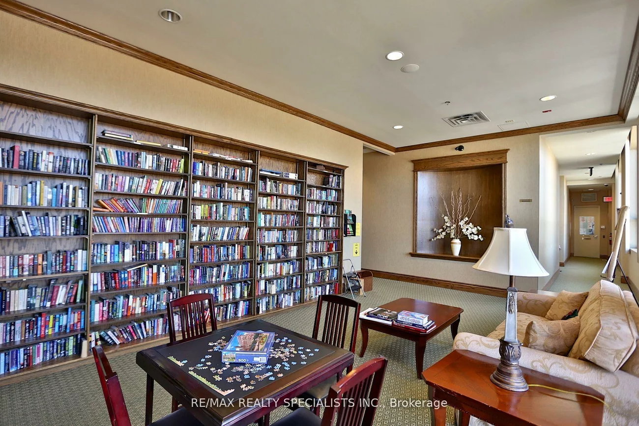 55, Via Rosedale, Sandringham-Wellington, Brampton