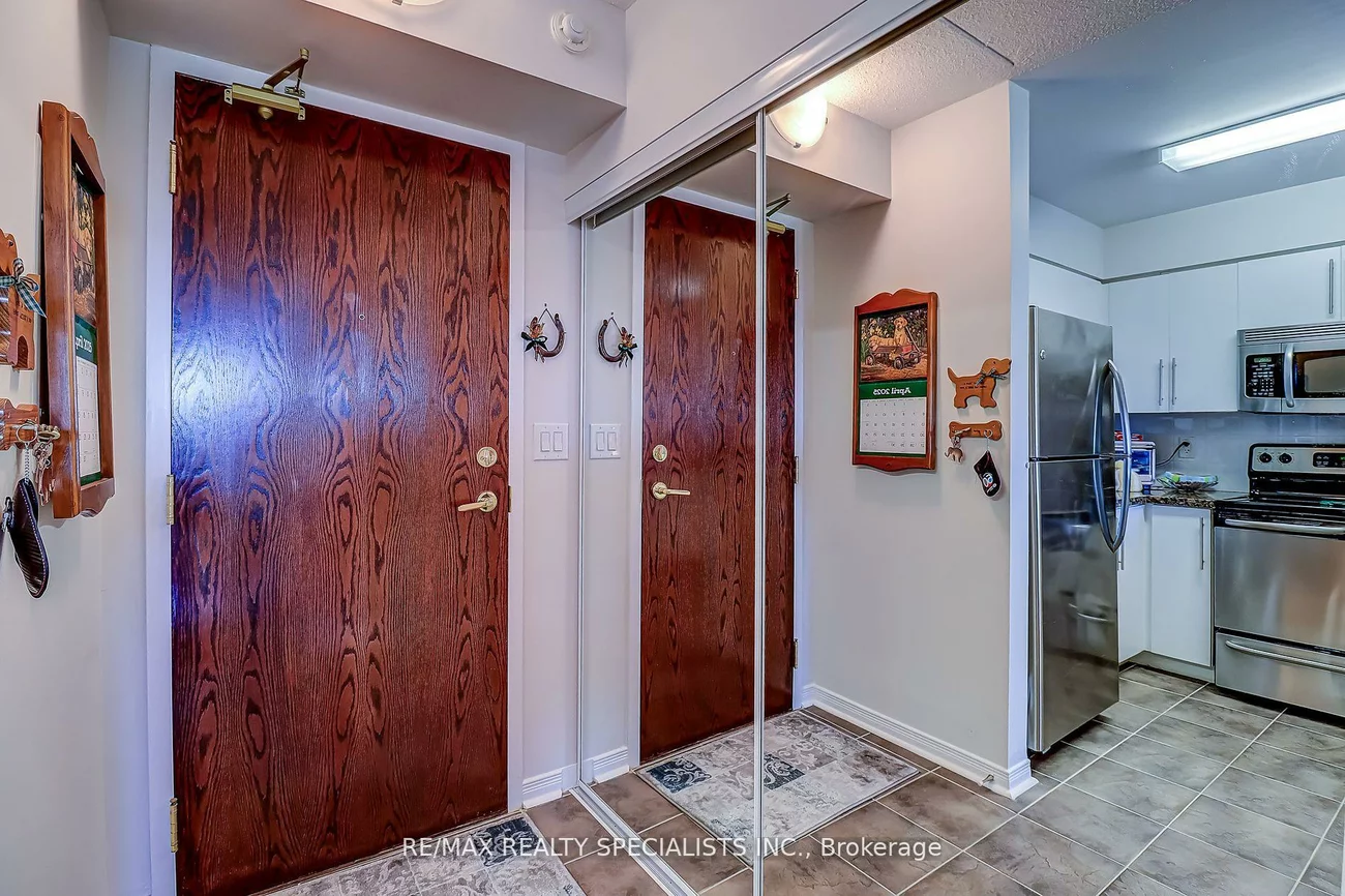 55, Via Rosedale, Sandringham-Wellington, Brampton