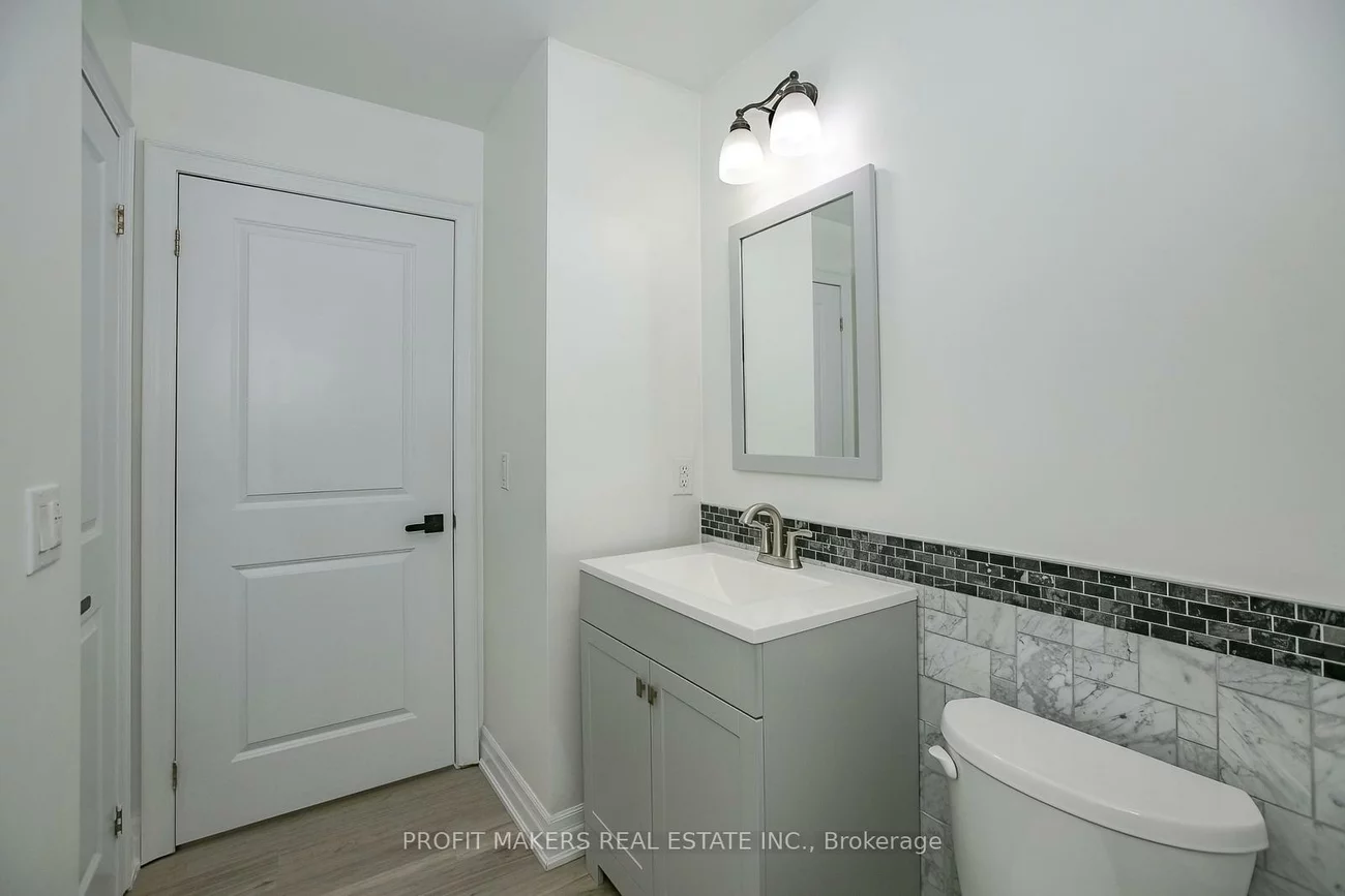 100, John, Downtown Brampton, Brampton
