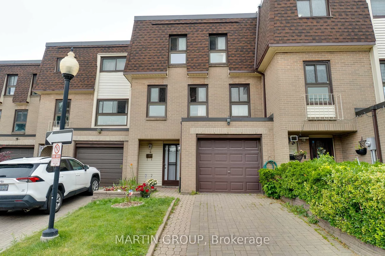 46, Dearbourne, Southgate, Brampton