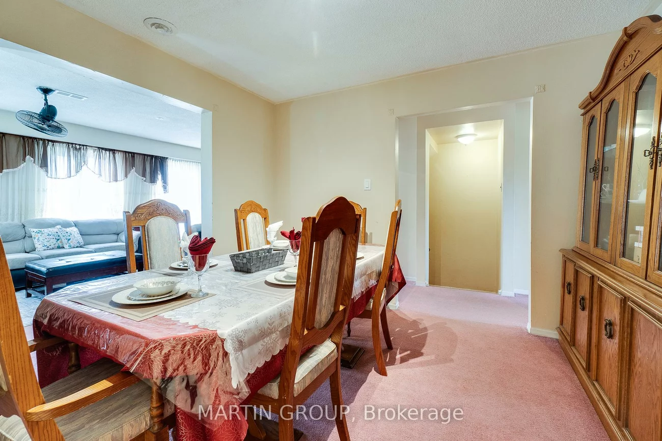 46, Dearbourne, Southgate, Brampton