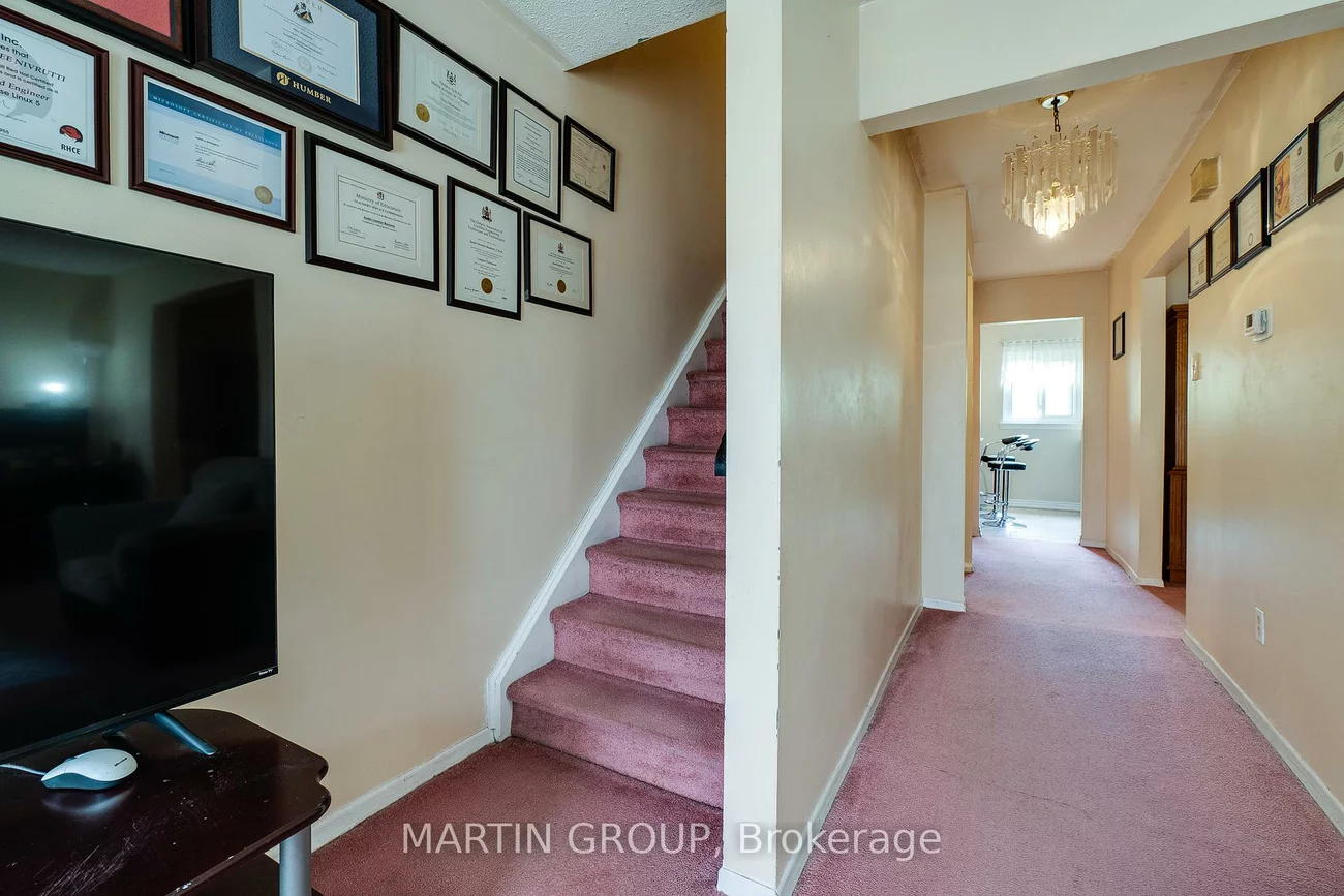 46, Dearbourne, Southgate, Brampton