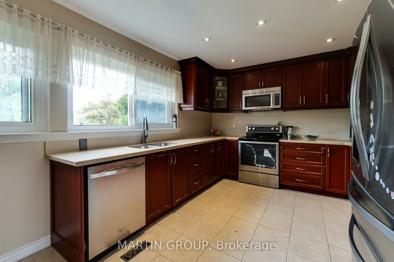 46, Dearbourne, Southgate, Brampton