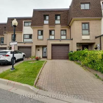 46, Dearbourne, Southgate, Brampton