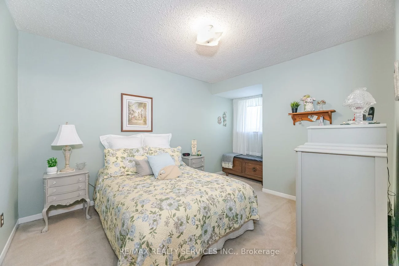 32, Rosset, Downtown Brampton, Brampton