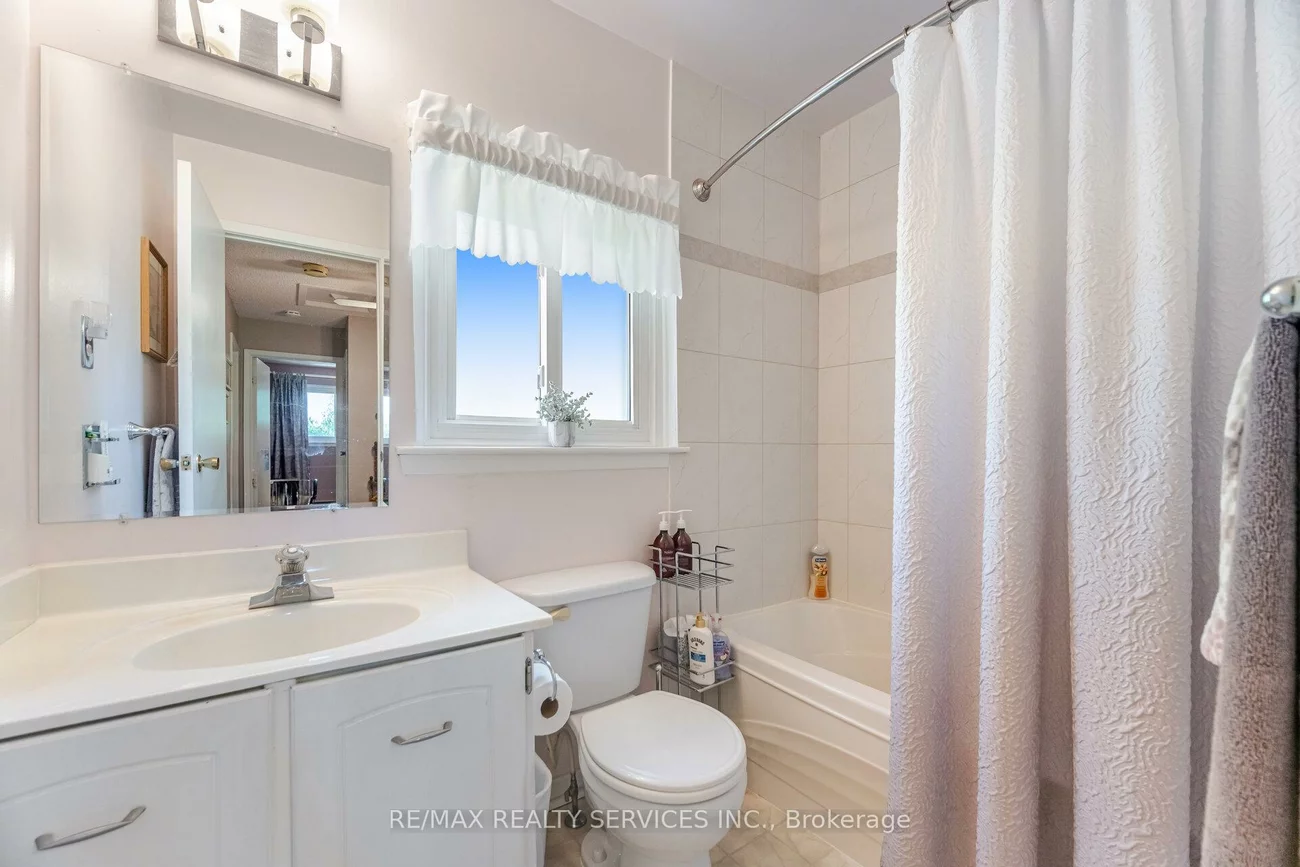 32, Rosset, Downtown Brampton, Brampton