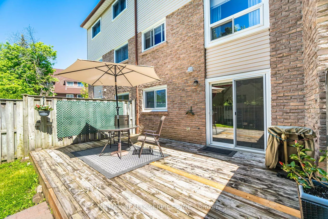 32, Rosset, Downtown Brampton, Brampton