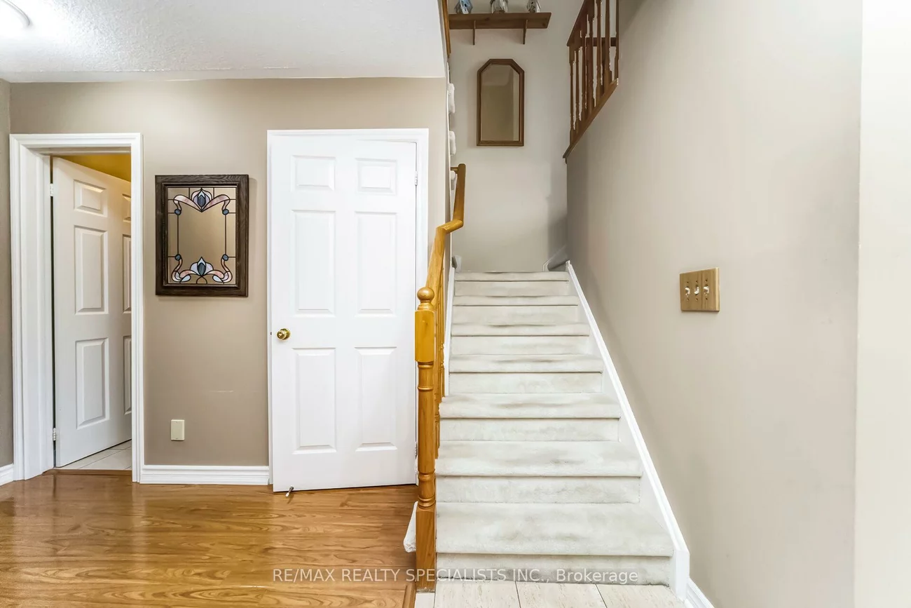 39, Heathcliffe, Central Park, Brampton