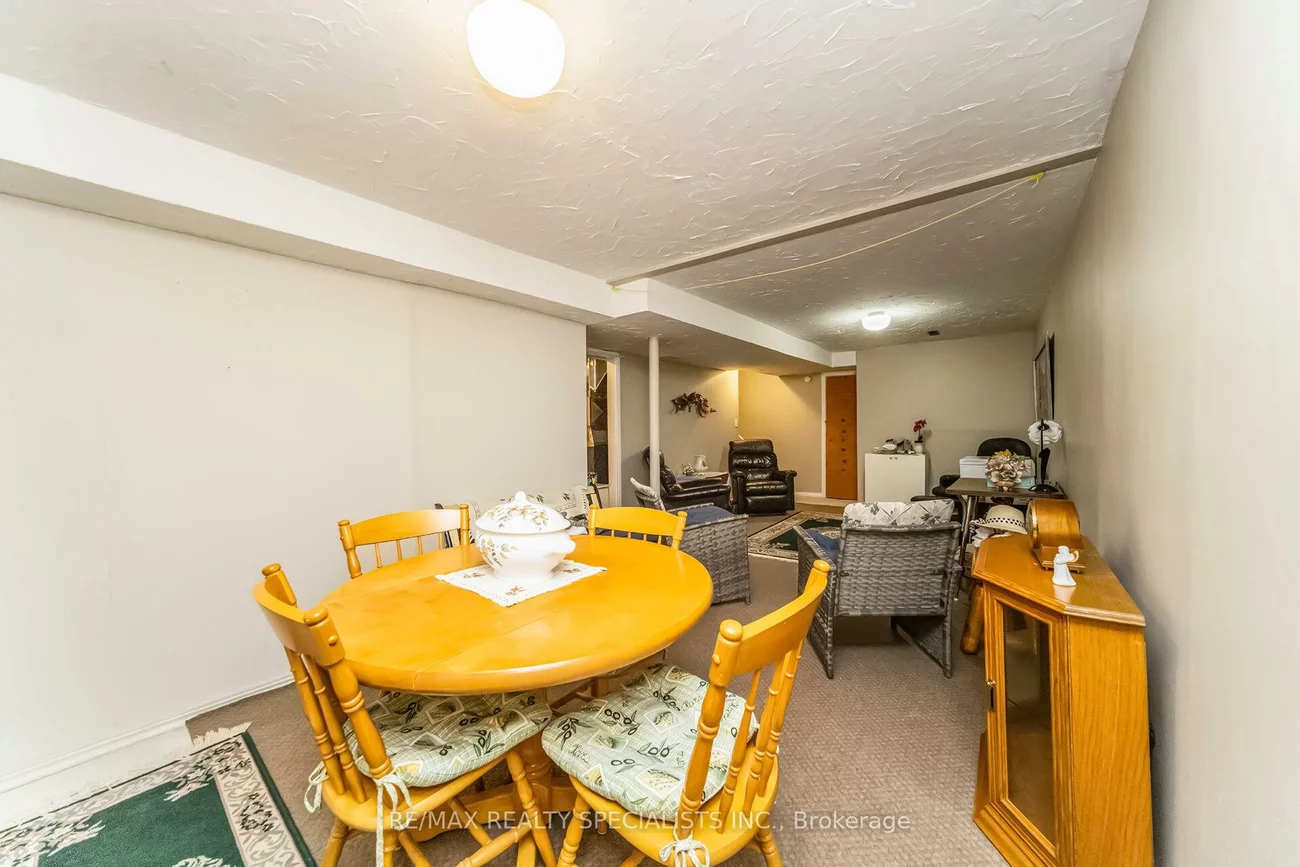 39, Heathcliffe, Central Park, Brampton