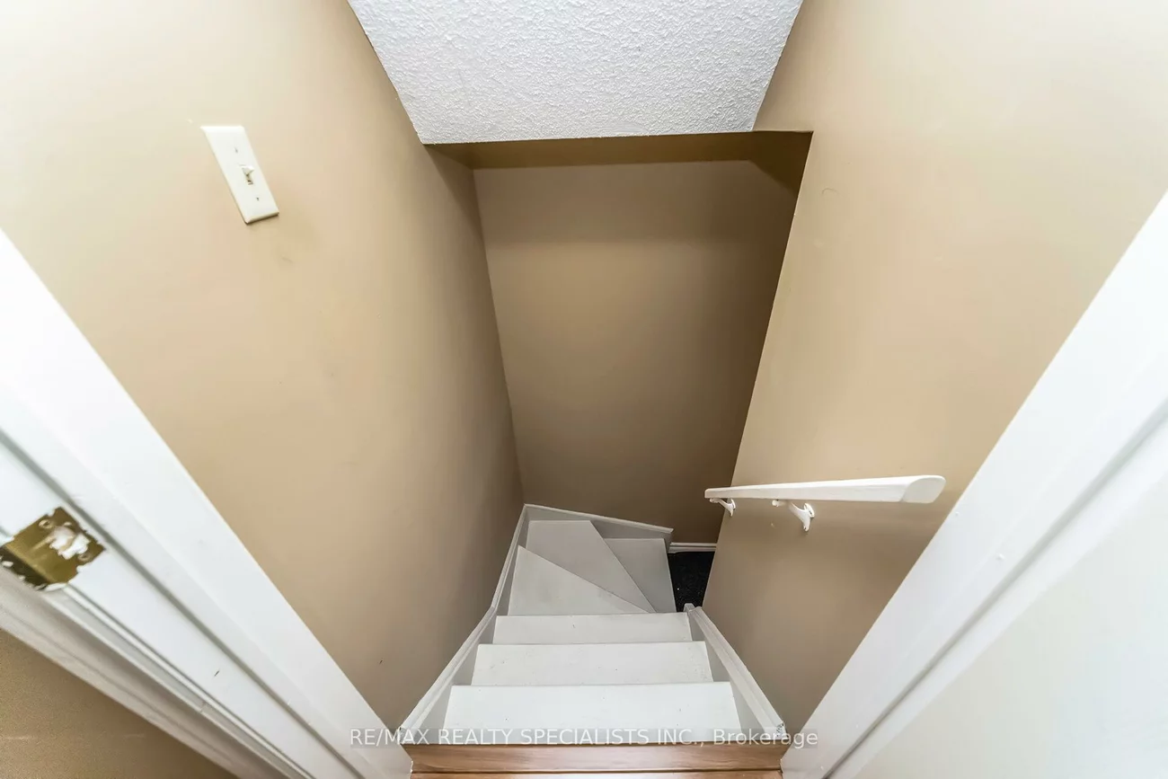 39, Heathcliffe, Central Park, Brampton