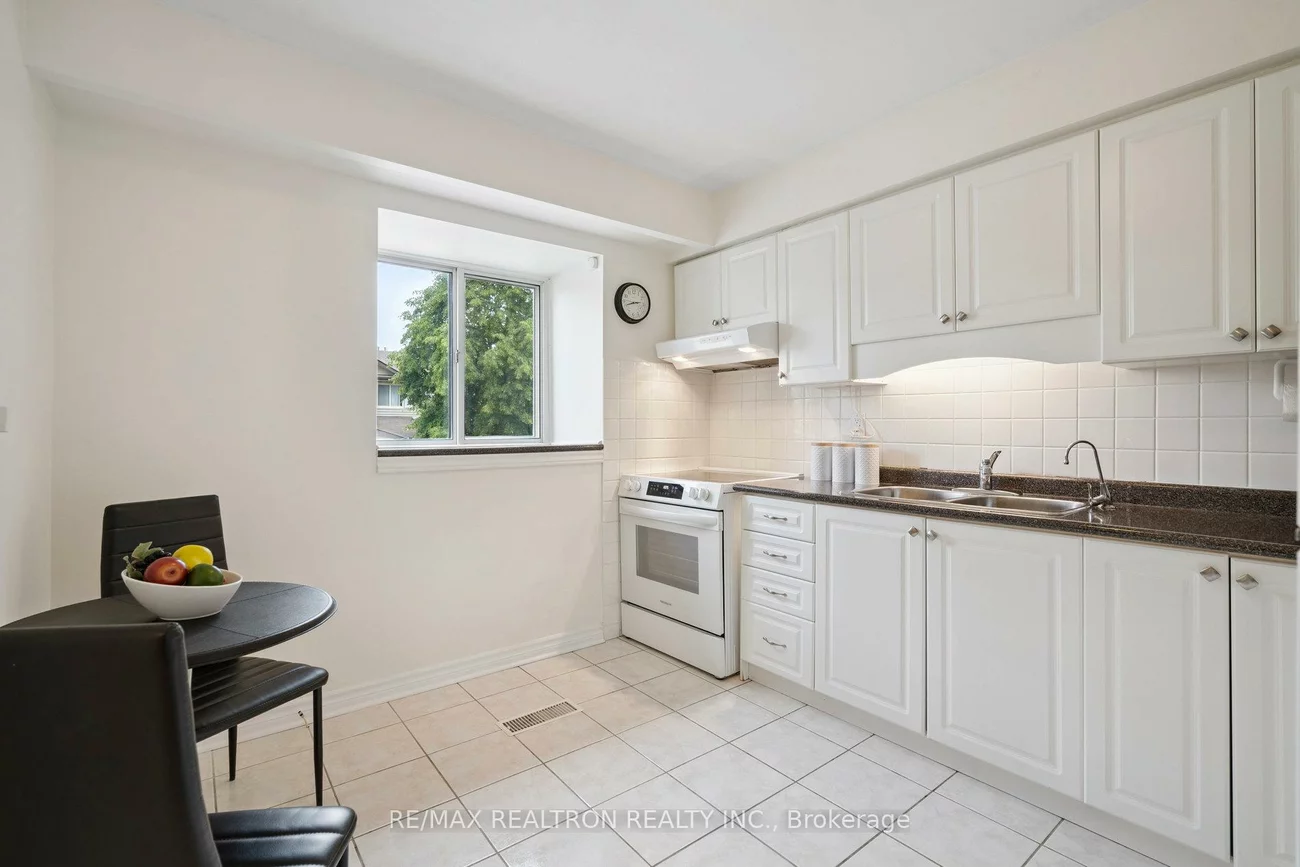 64, Baronwood, Brampton North, Brampton