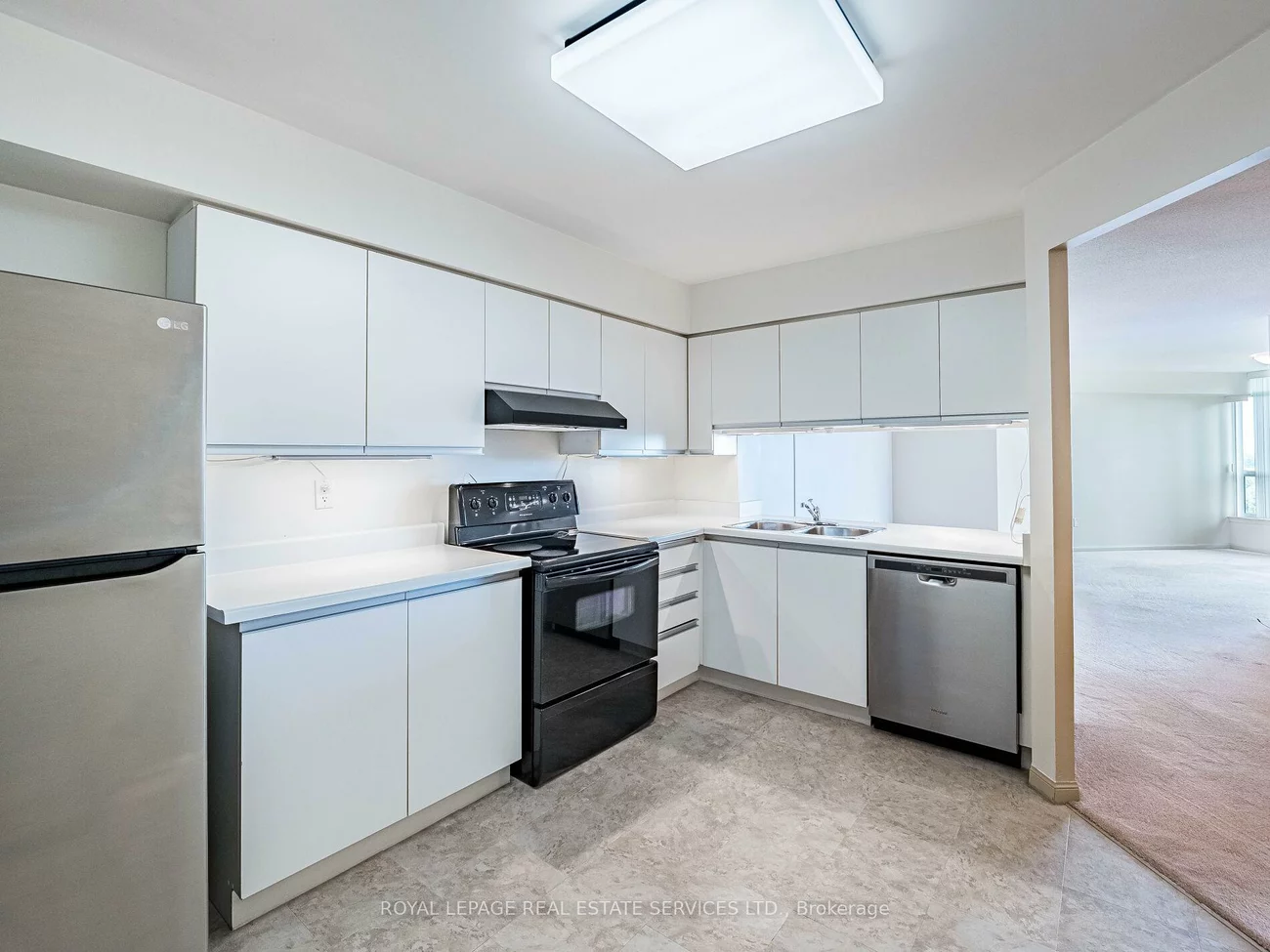 12, Laurelcrest, Queen Street Corridor, Brampton