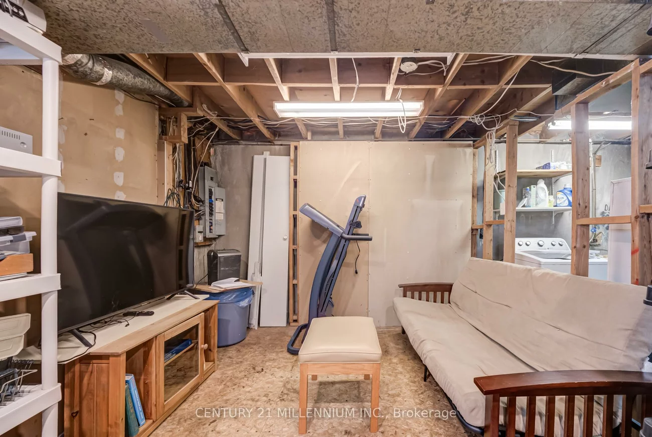 69, Carisbrooke, Central Park, Brampton