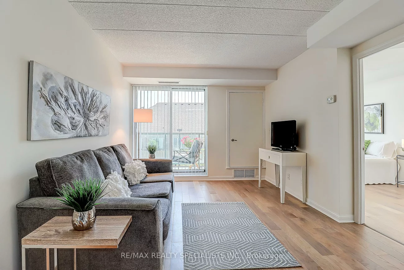 50, Via Rosedale, Sandringham-Wellington, Brampton