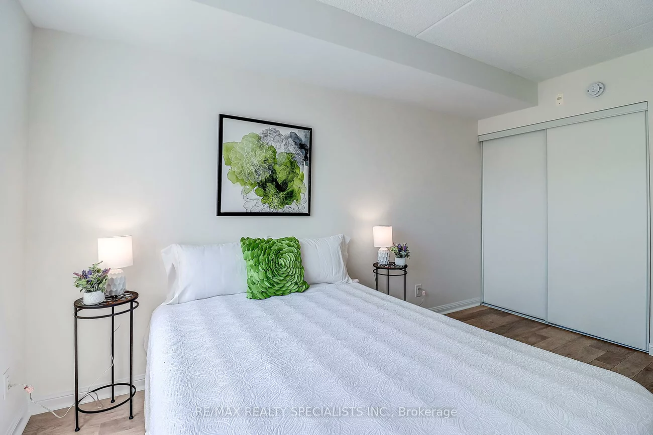 50, Via Rosedale, Sandringham-Wellington, Brampton