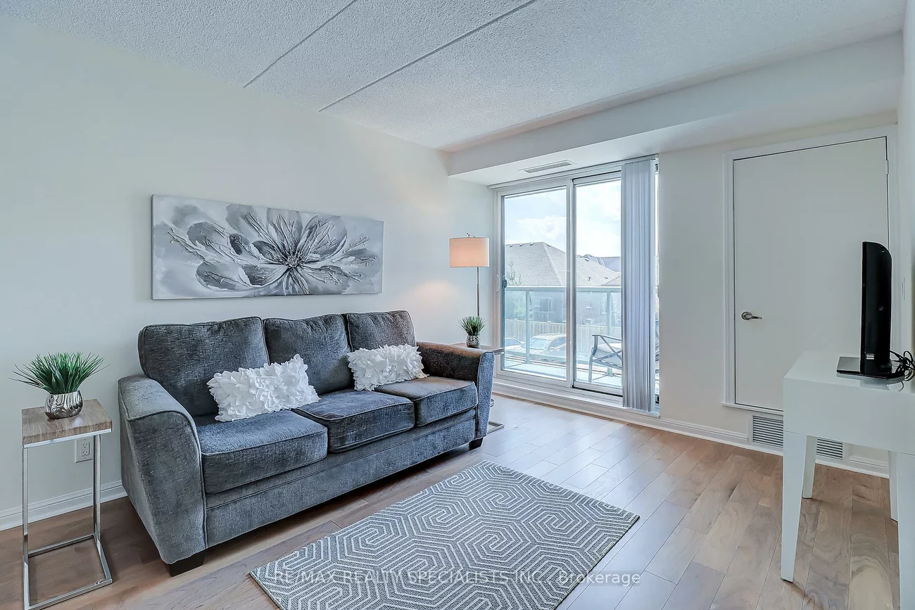 50, Via Rosedale, Sandringham-Wellington, Brampton