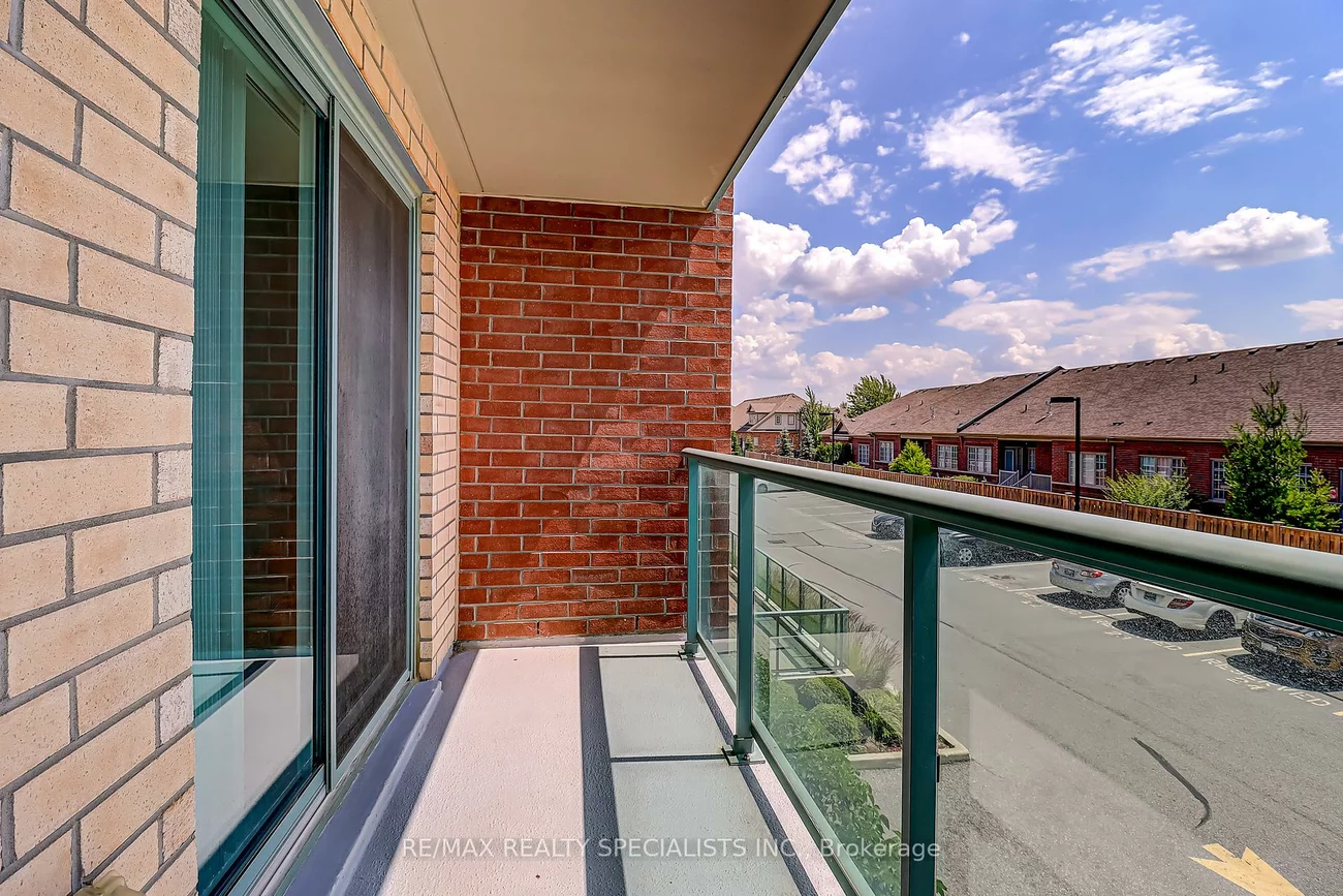 50, Via Rosedale, Sandringham-Wellington, Brampton