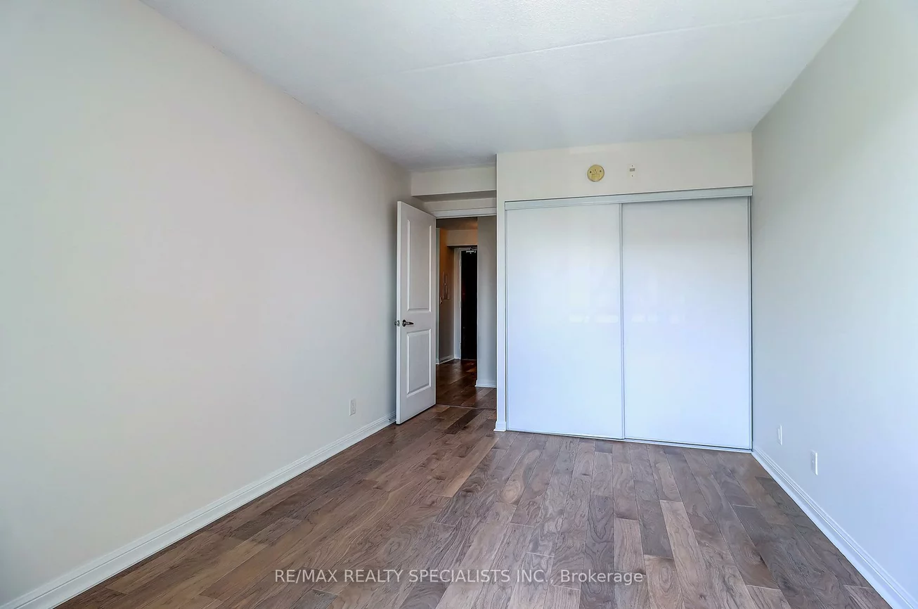 50, Via Rosedale, Sandringham-Wellington, Brampton
