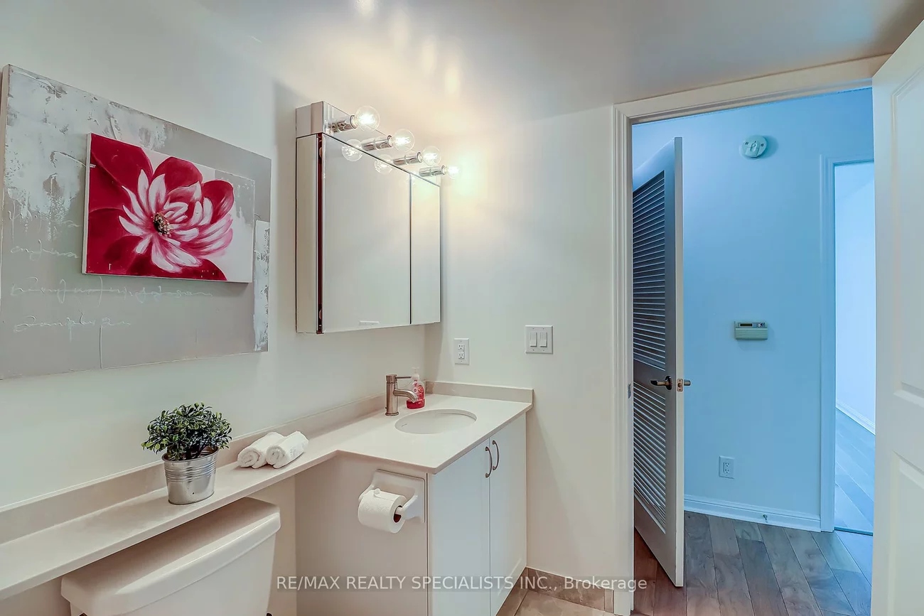 50, Via Rosedale, Sandringham-Wellington, Brampton