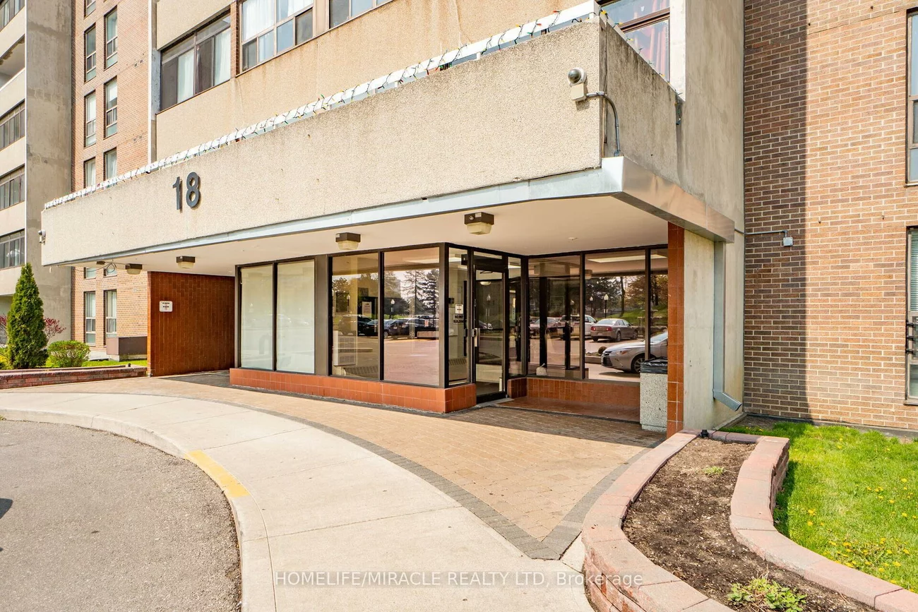 18, Knightsbridge, Queen Street Corridor, Brampton