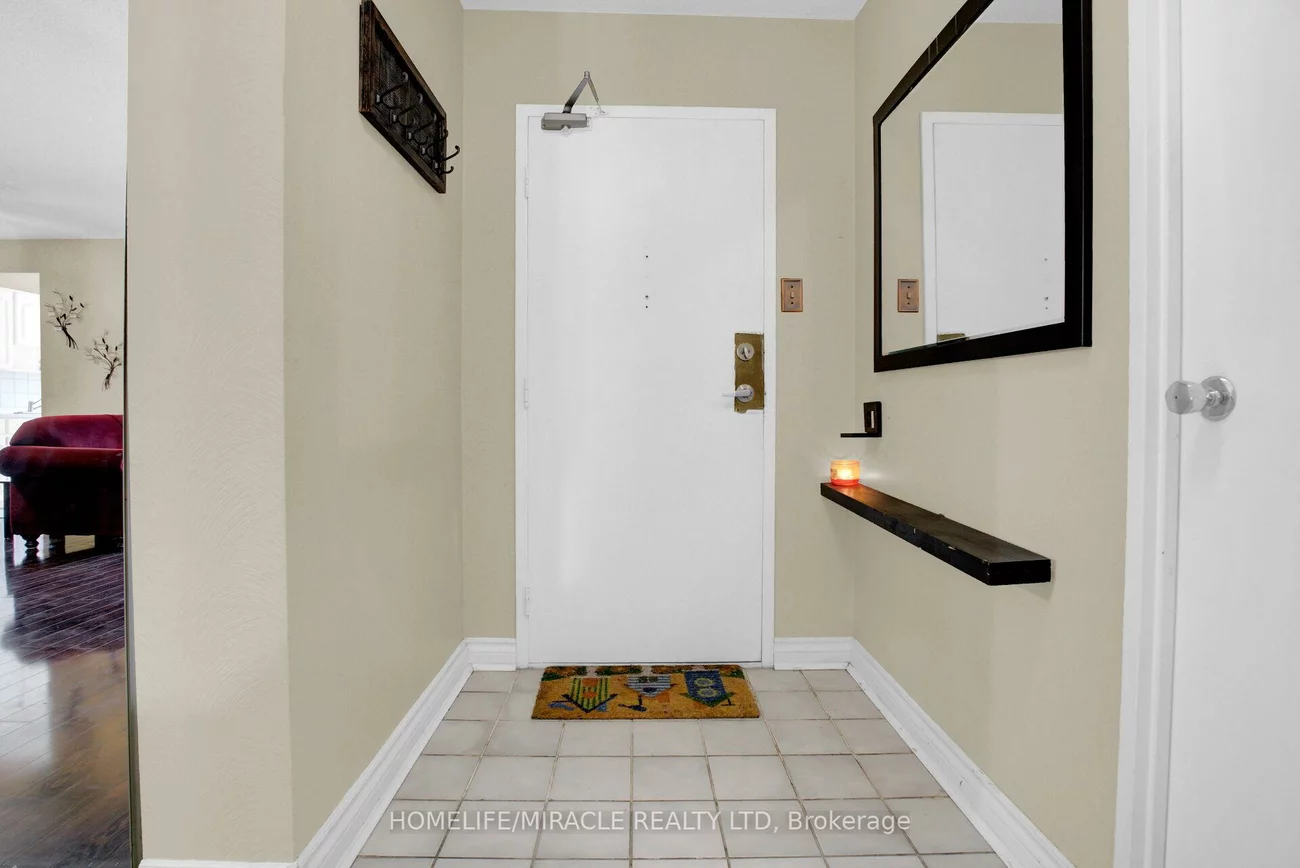 18, Knightsbridge, Queen Street Corridor, Brampton
