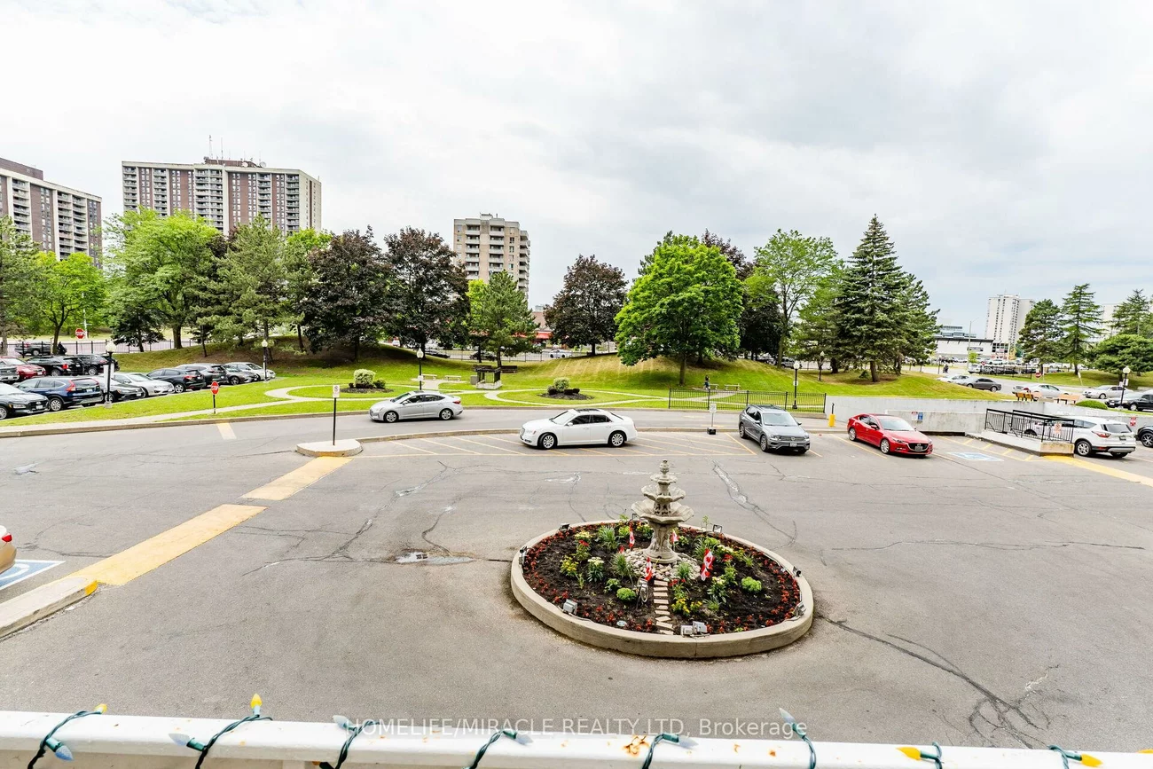 18, Knightsbridge, Queen Street Corridor, Brampton