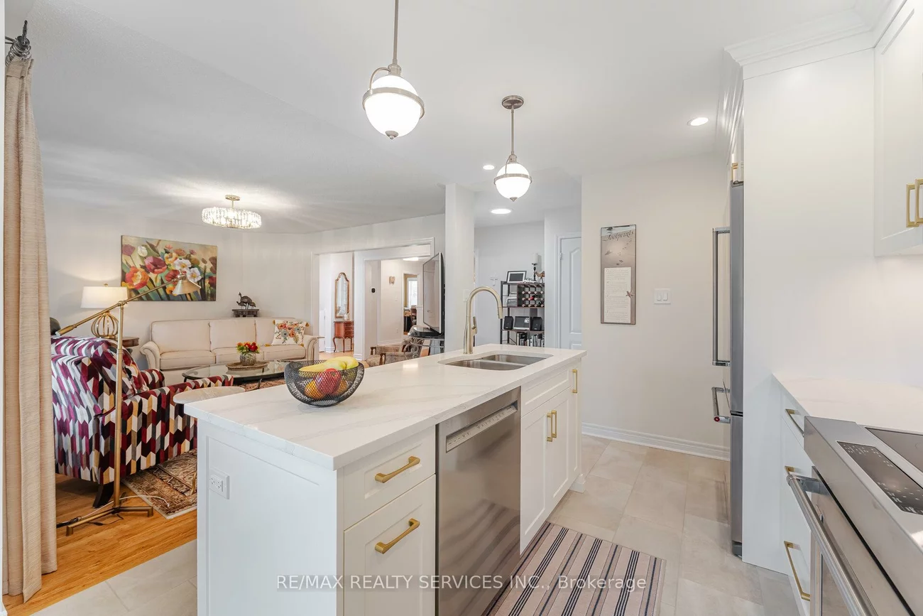 11, Yorkwood, Sandringham-Wellington, Brampton