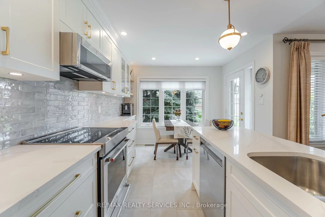 11, Yorkwood, Sandringham-Wellington, Brampton