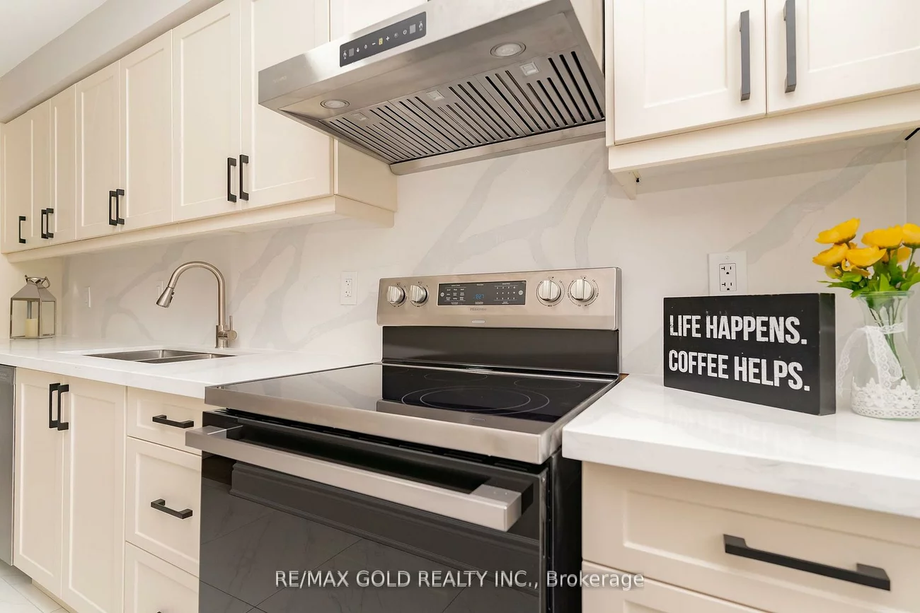 17, Eden Park, Southgate, Brampton