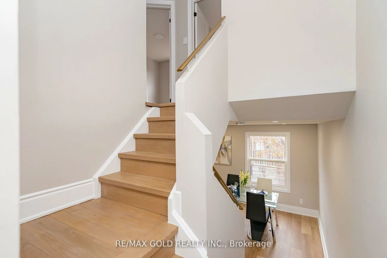 17, Eden Park, Southgate, Brampton