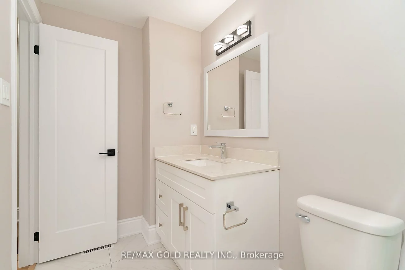 17, Eden Park, Southgate, Brampton