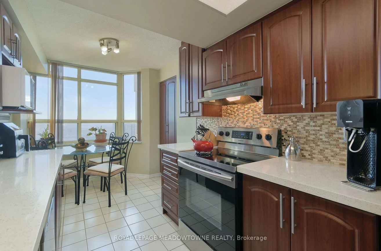30, Malta, Fletcher's Creek South, Brampton