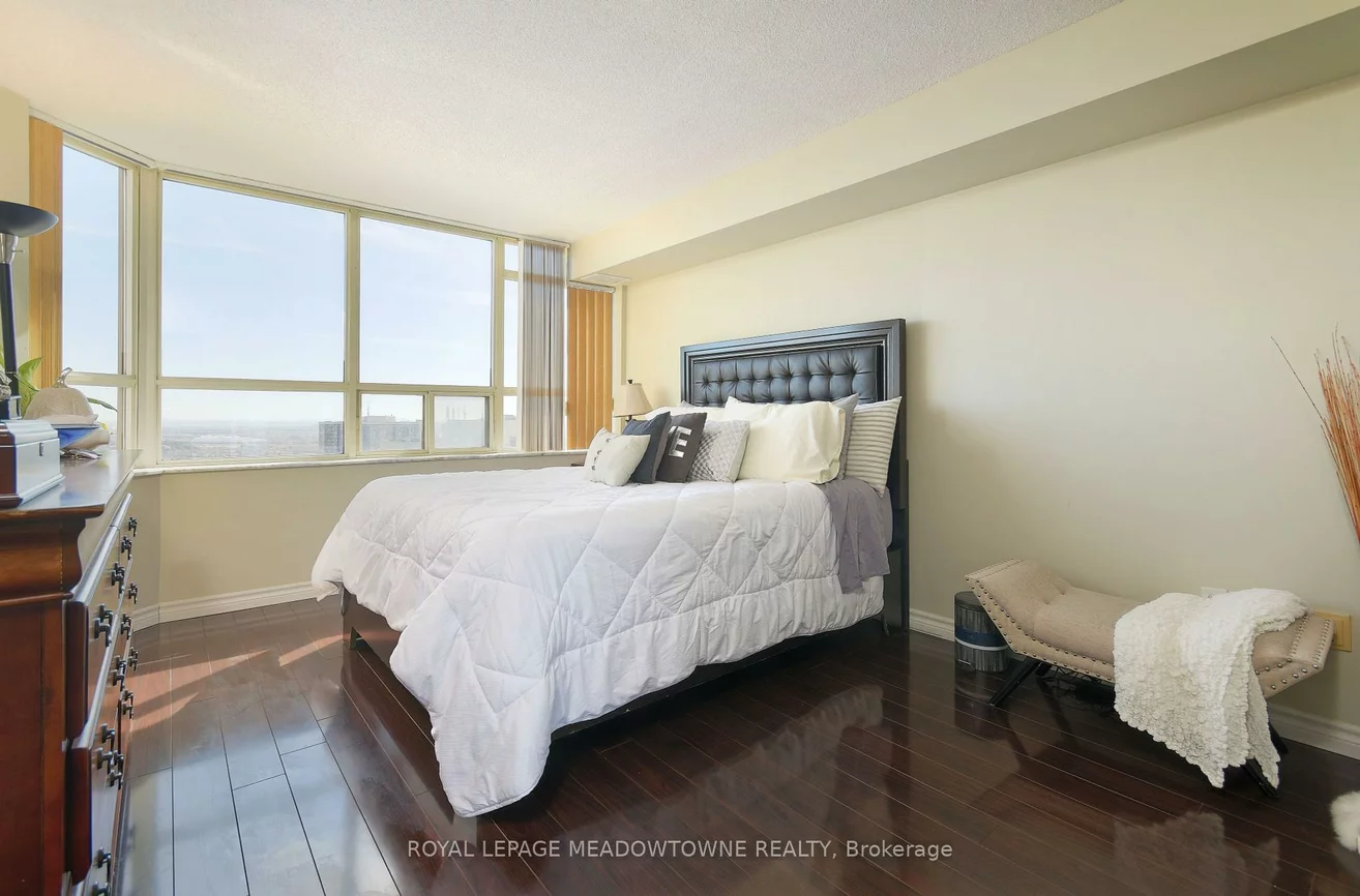 30, Malta, Fletcher's Creek South, Brampton