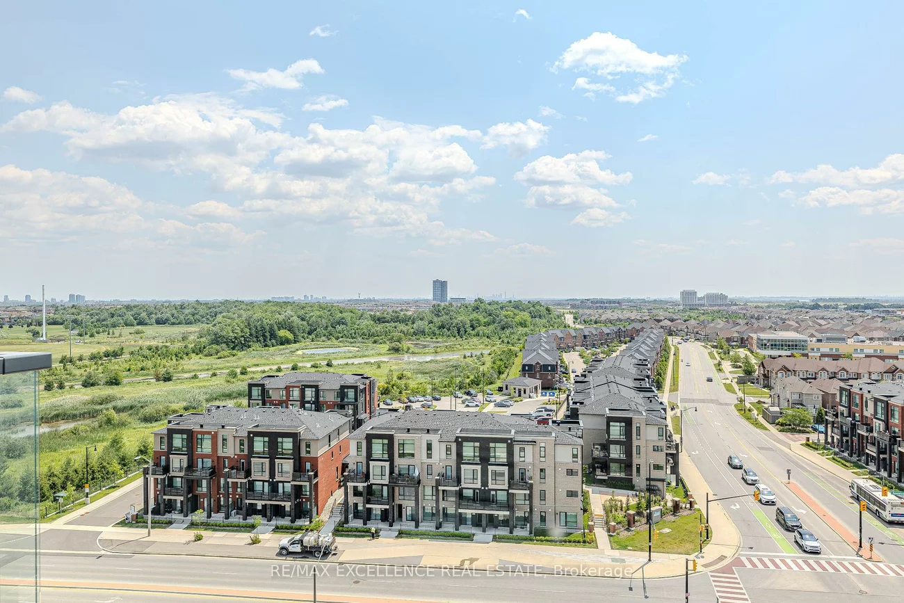 215, Veterans, Brampton North, Brampton