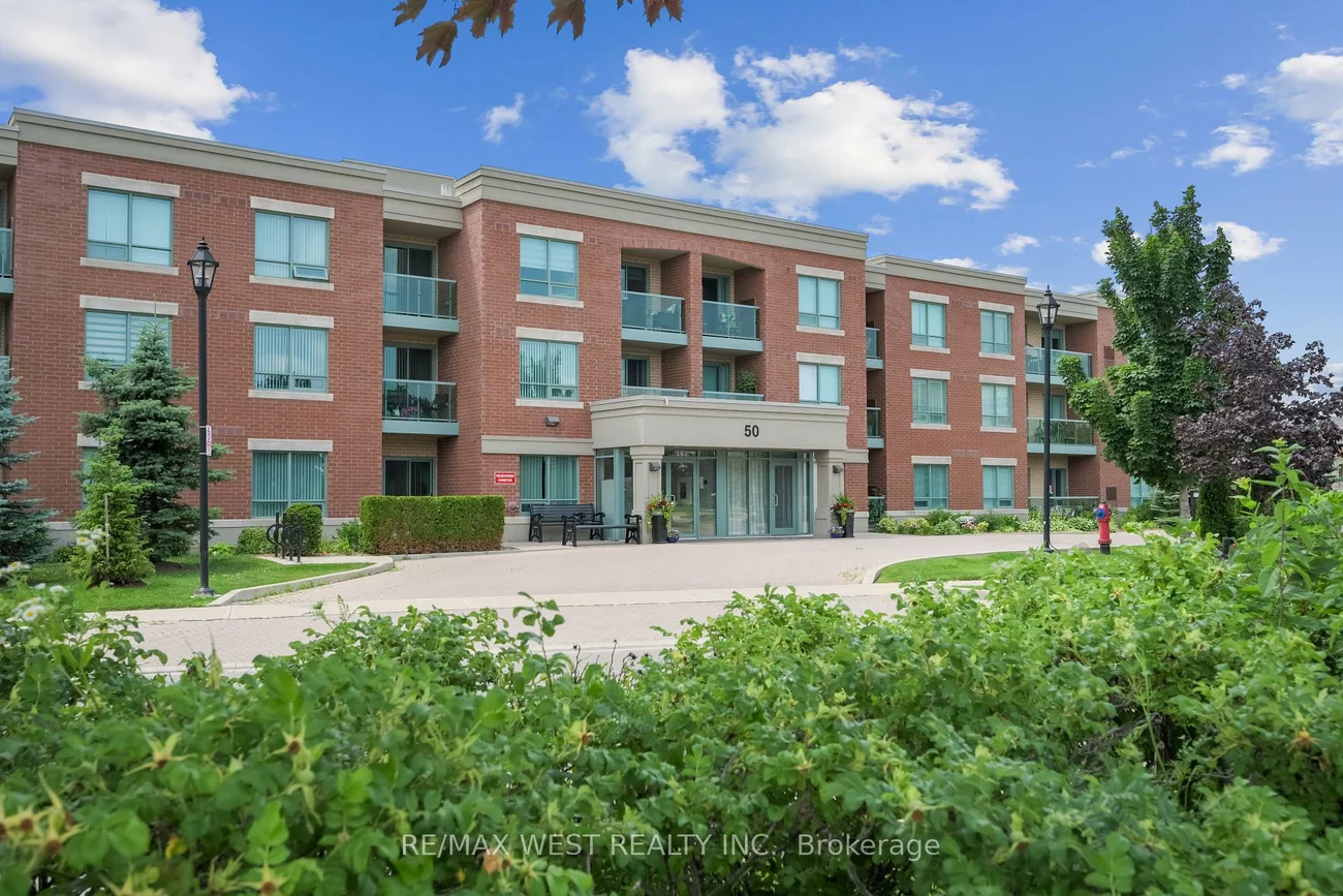50, Via Rosedale, Sandringham-Wellington, Brampton