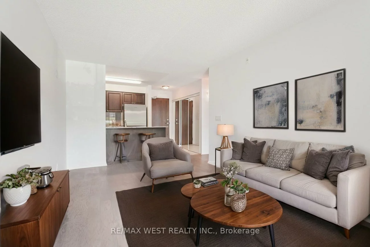 50, Via Rosedale, Sandringham-Wellington, Brampton