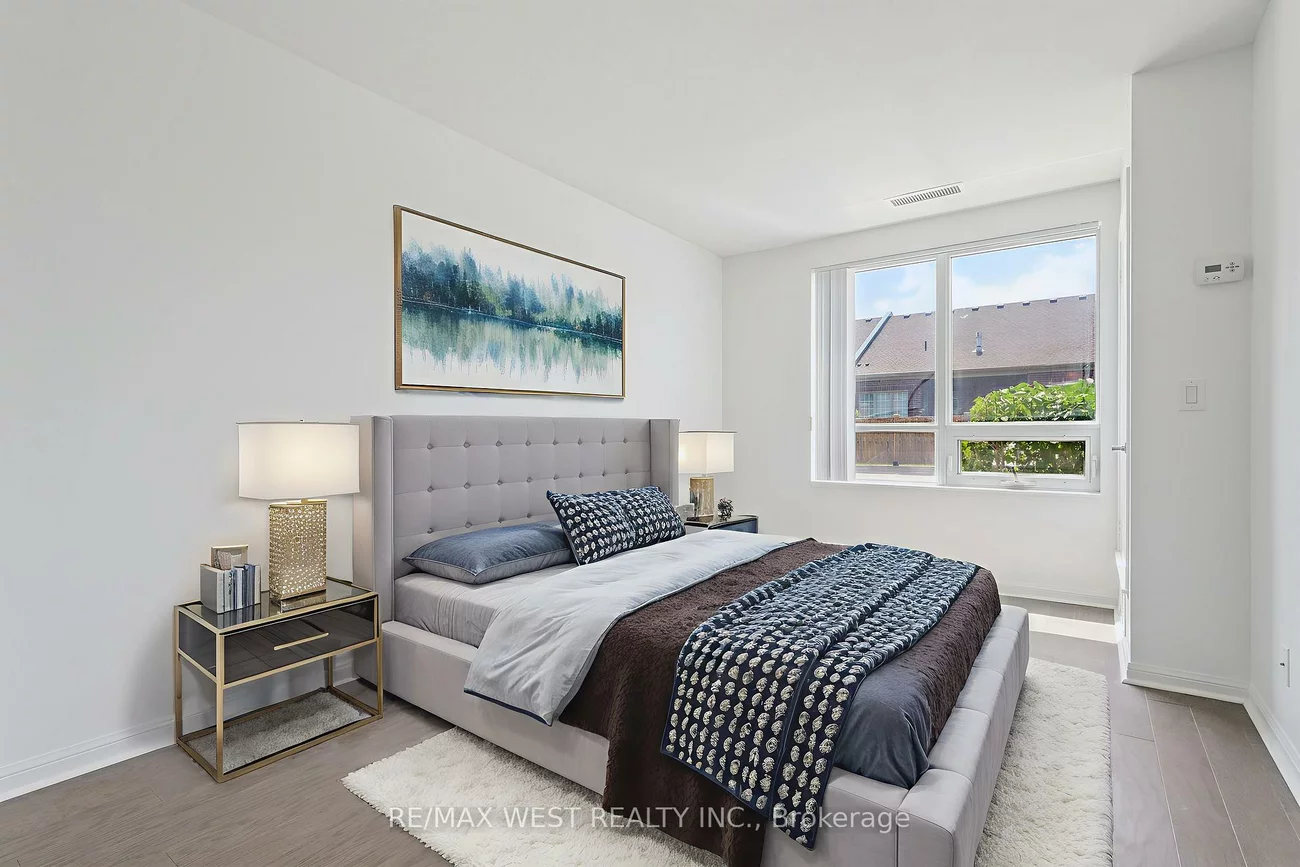 50, Via Rosedale, Sandringham-Wellington, Brampton