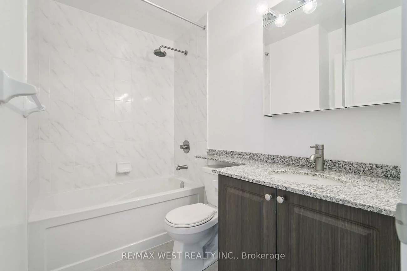 50, Via Rosedale, Sandringham-Wellington, Brampton