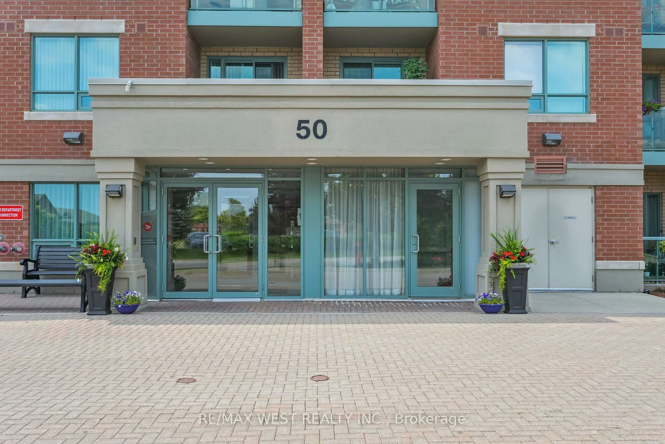 50, Via Rosedale, Sandringham-Wellington, Brampton